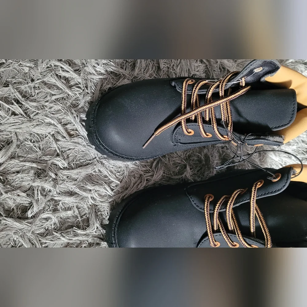 Kids Black and Tan Boots
